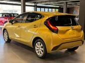 Toyota Aqua 1||25041