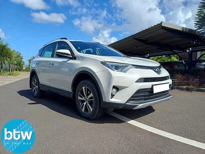 Toyota RAV4 1||25327