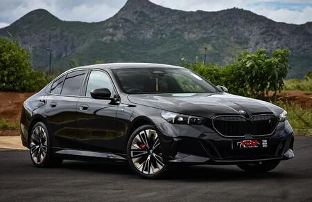 BMW i5 1||27496