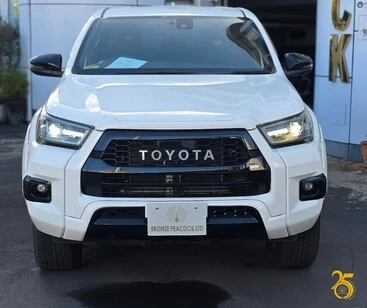 Toyota Hilux 1||27718