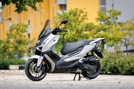 VOGE SR125GT