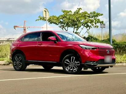 Honda Vezel 1||33808
