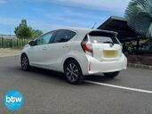 Toyota Prius 4||30016