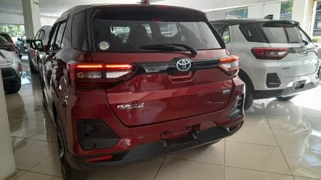 Toyota Raize 1||30866