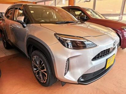 Toyota Yaris Cross 1||32120