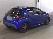 Toyota Yaris 5||32111