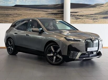 BMW iX 1||32860