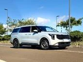 KIA Carnival 1||32593