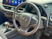 Lexus UX 5||32327