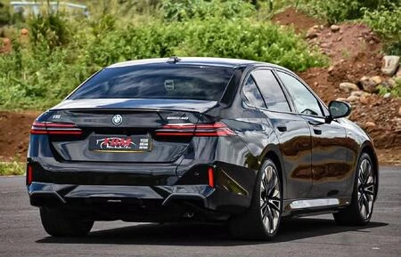BMW i5 eDrive40 2024