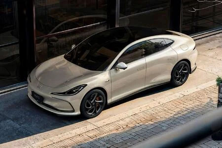 IM Motors IM5 Electric 2026