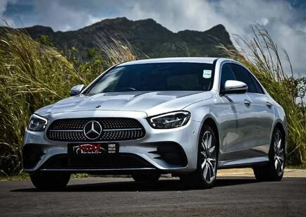 Mercedes-Benz E-Class 1||33928