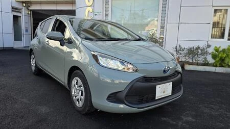 Toyota Aqua 1||34033