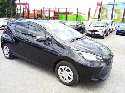 Toyota Aqua 1||35133