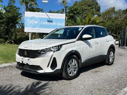 Peugeot 3008 1.6 2021