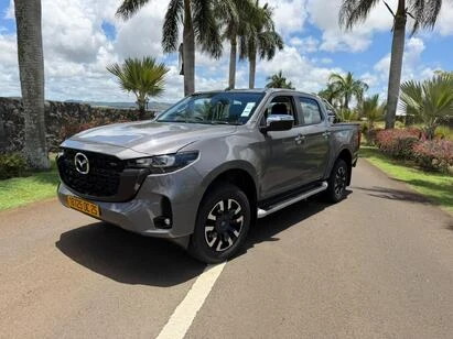 🔥 **MAZDA BT-50 — 4x4 AUTOMATIC AVAILABLE FOR RENT!** 🔥