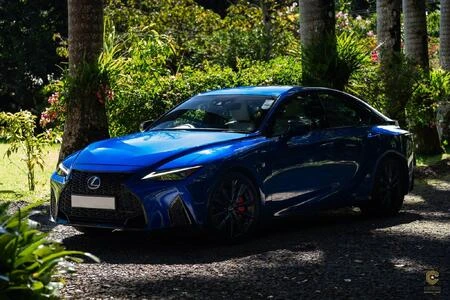 Lexus IS 300h F-Sport 2022