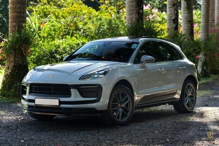 Porsche Macan 1||37998