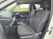 Toyota Yaris Cross 5||39676