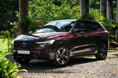 Volvo XC60 B5 AWD 2025