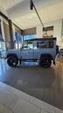 Land Rover Defender 5||40743