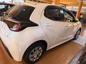 Toyota Yaris 4||40305